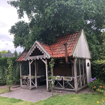 Bed & Breakfast Bnb Onder De Blauwe Hemel Vlijmen
