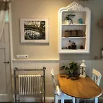 Bnb Onder De Blauwe Hemel Отель типа 