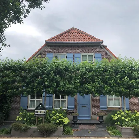 Bnb Onder De Blauwe Hemel Vlijmen