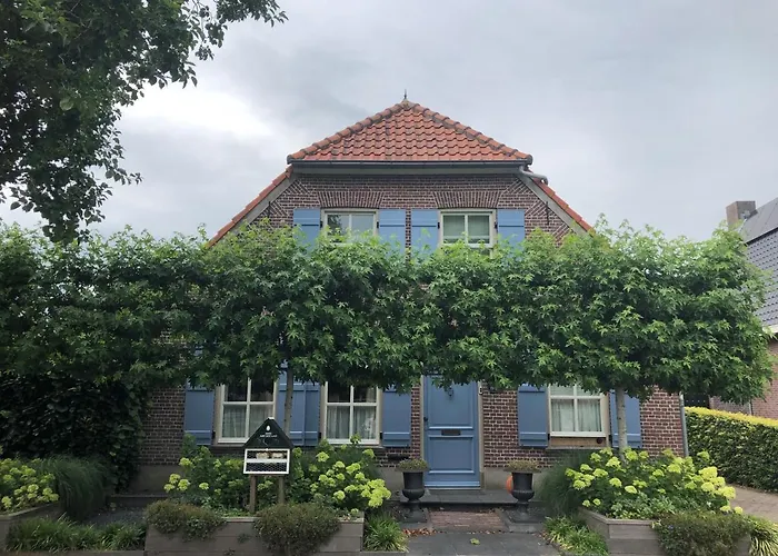 Bnb Onder De Blauwe Hemel Vlijmen